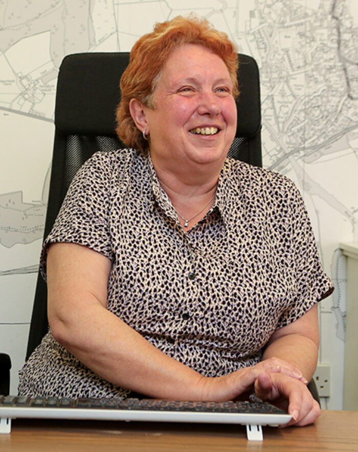 Sue Elkins â Administrator at Woolley & Wallis Estate Agents Romsey