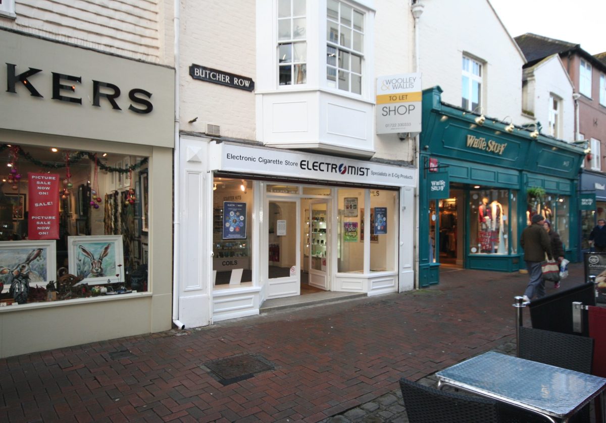 Commercial property let by Wolley & Wallis Commercial Estate Agents