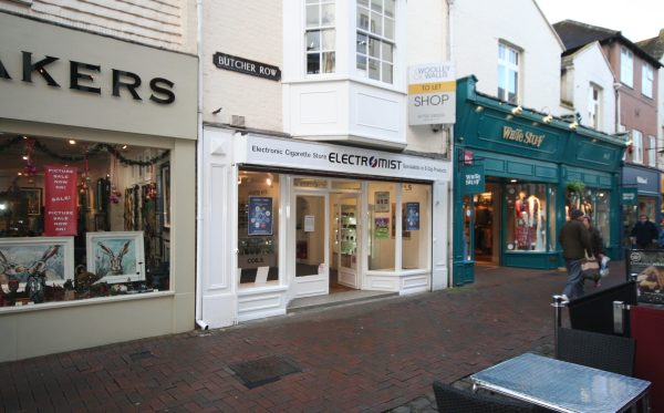 Commercial property let by Wolley & Wallis Commercial Estate Agents